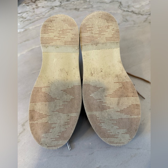 Tucker +Tate boys suede shoes. Size 13 medium . Excellent condition. - Picture 4 of 5